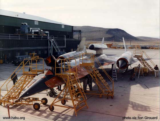 940 being prepped for flight; Lockheed photo via Ron Girouard